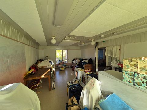 Image 40/40