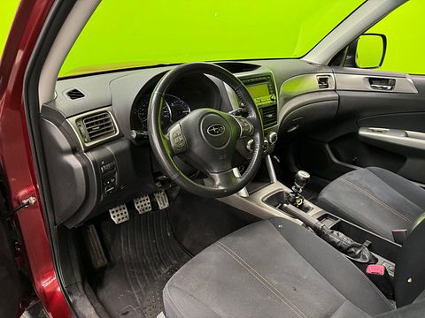 Image 9/32