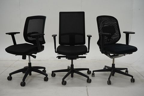 Image 3/12