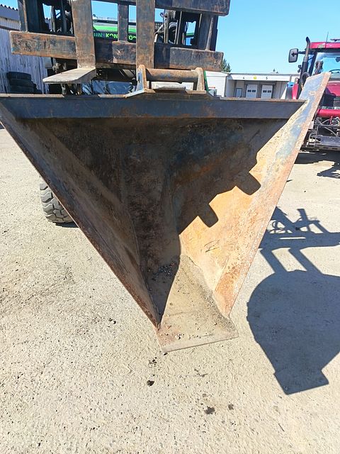 Image 2/5