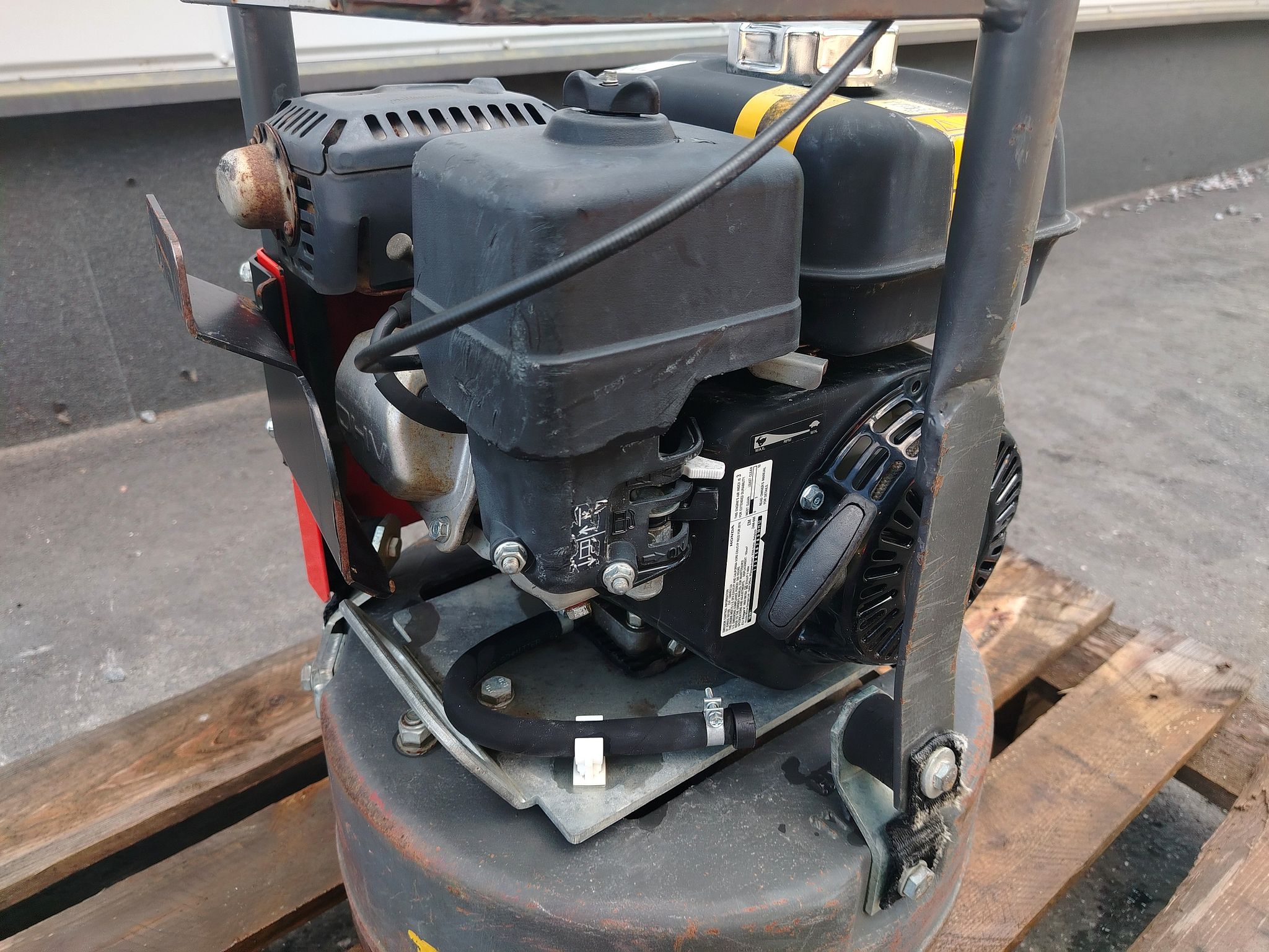 Image 7/7