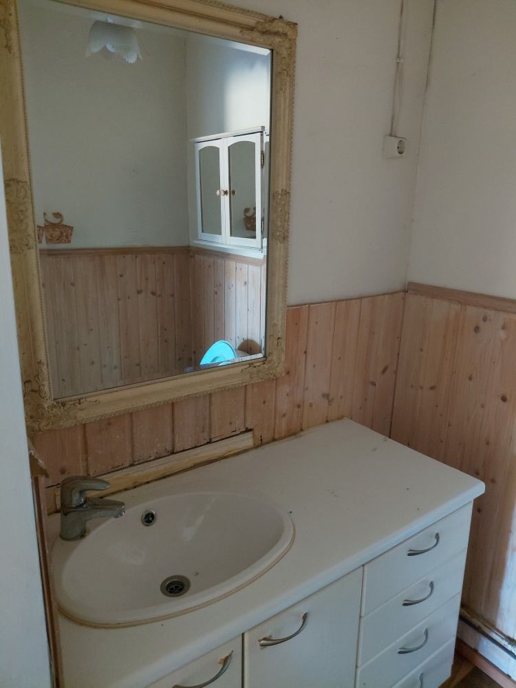 Image 19/43