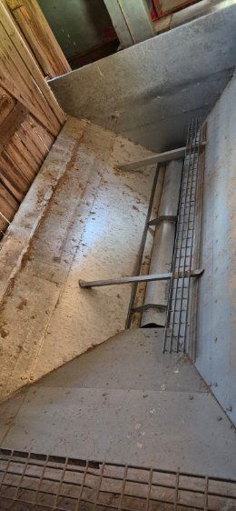 Image 6/8