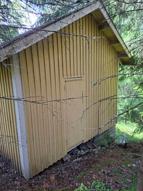 Image 101/142