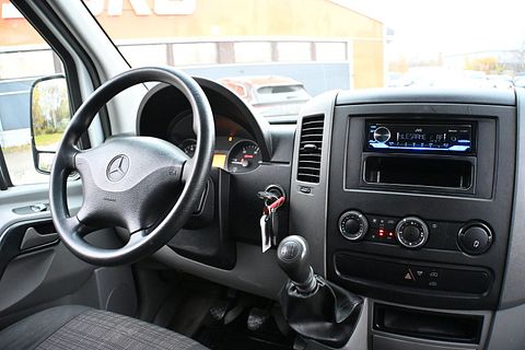 Image 9/27