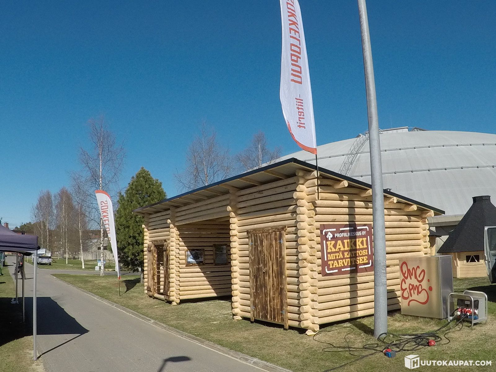 Pari liiteri 4x10m Pulpettikattoinen Utaj rvi Huutokaupat Pari liiteri 4x10m Pulpettikattoinen Utaj rvi Huutokaupat