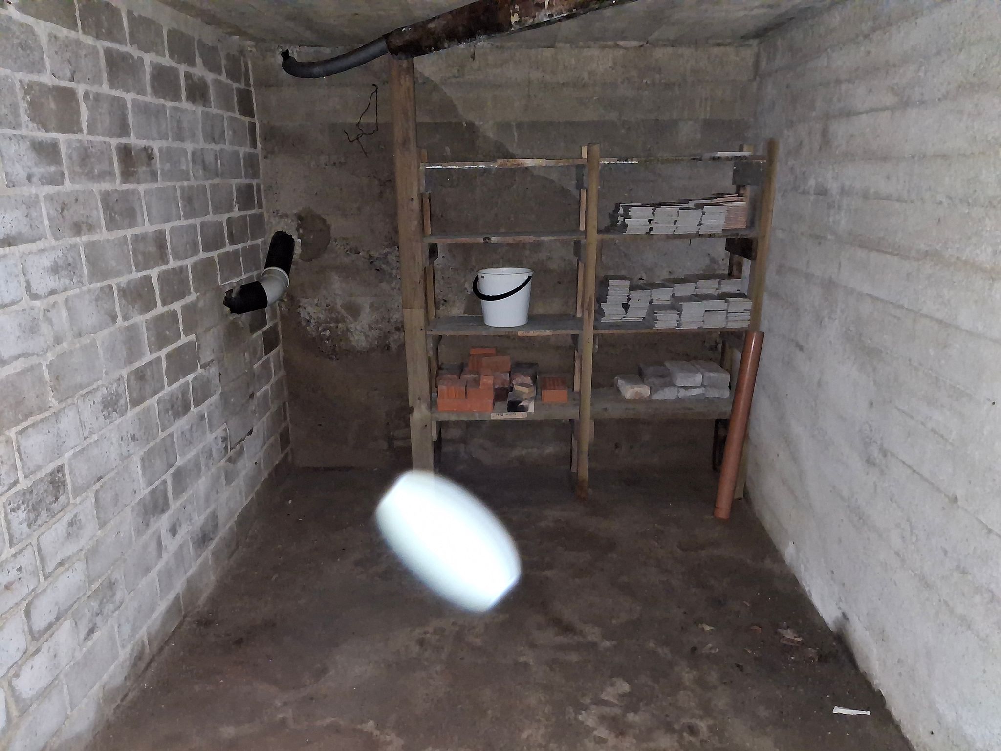 Image 18/20