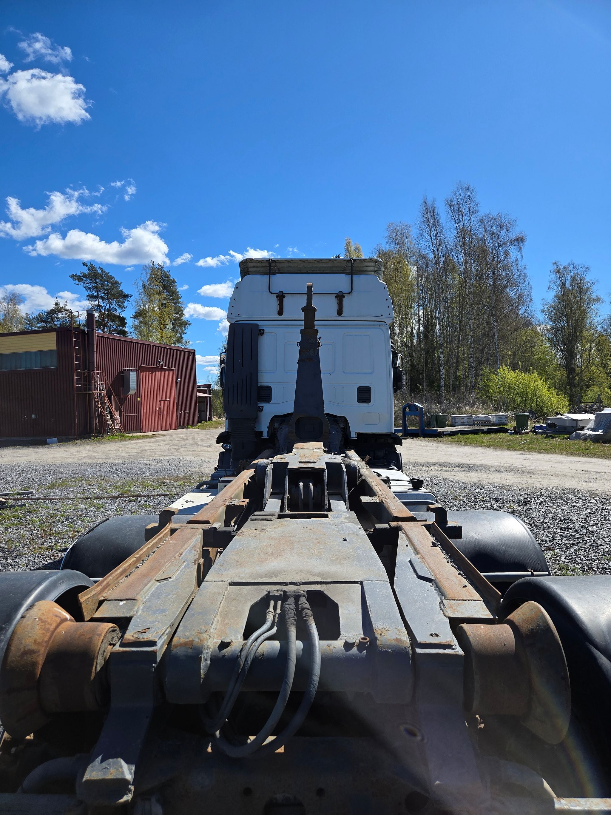 Image 4/28