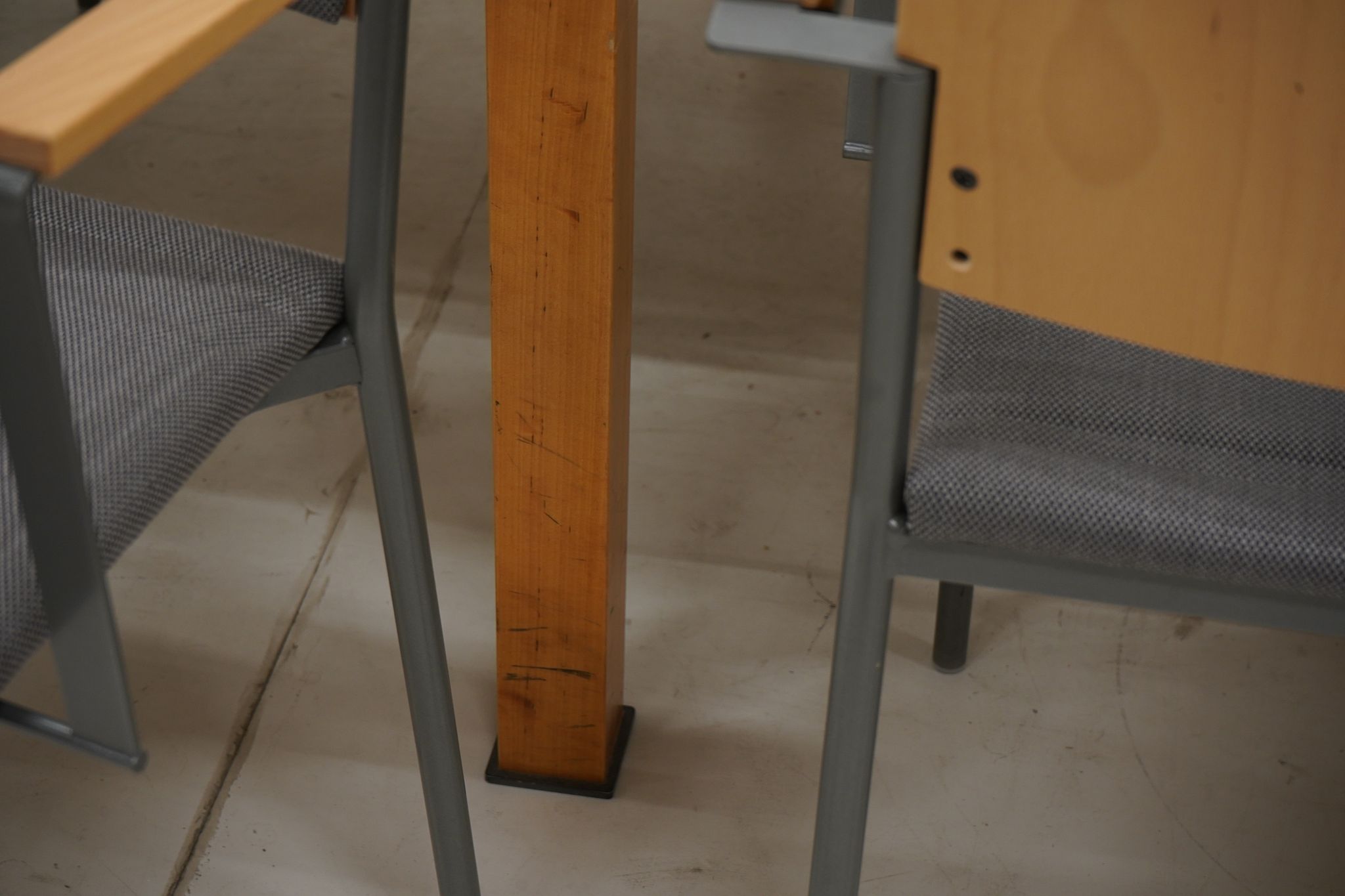 Image 13/23