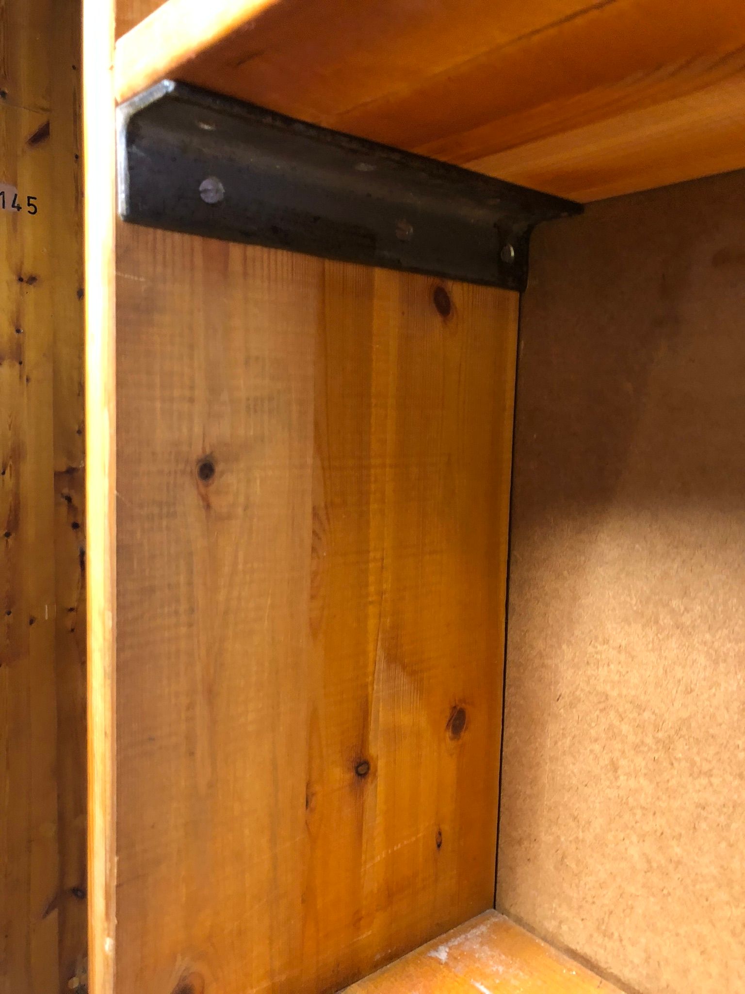 Image 3/7