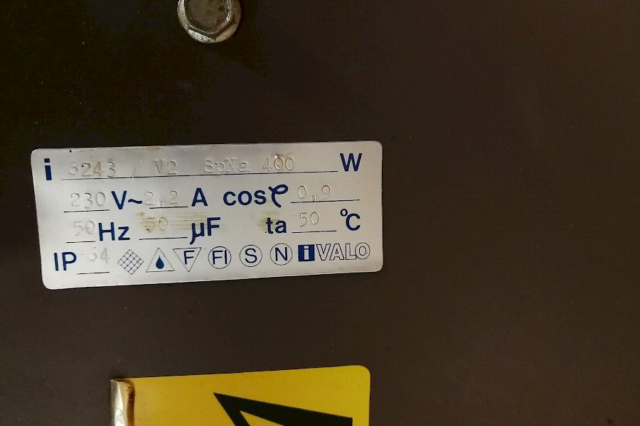 Image 3/6
