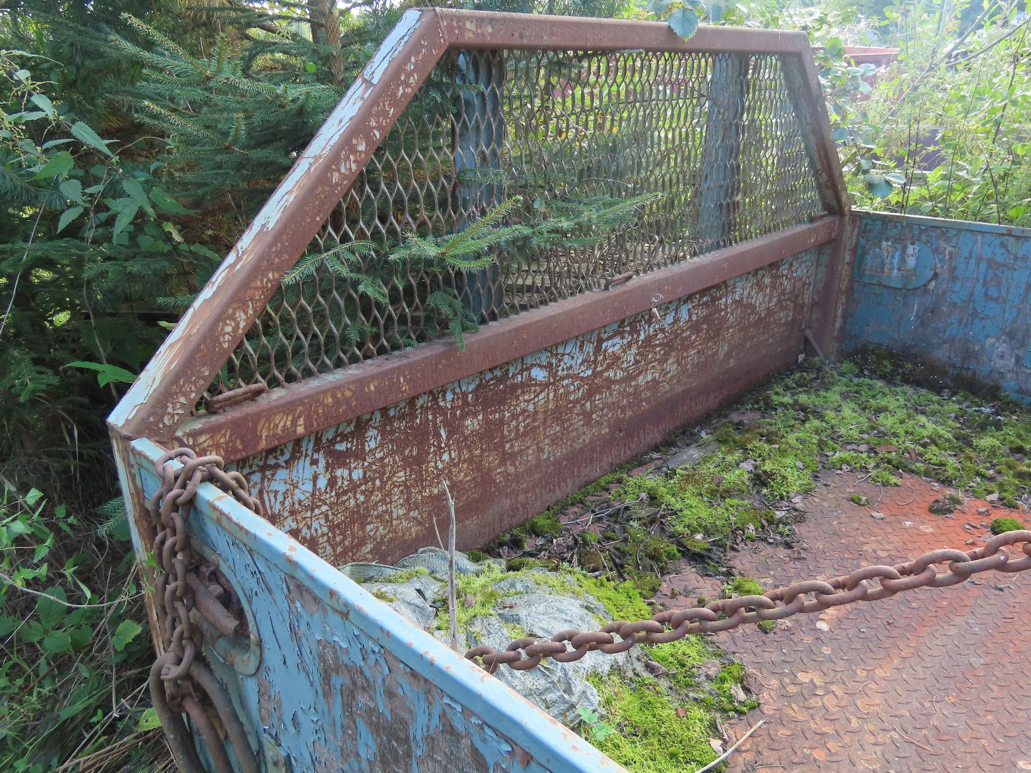 Image 3/8