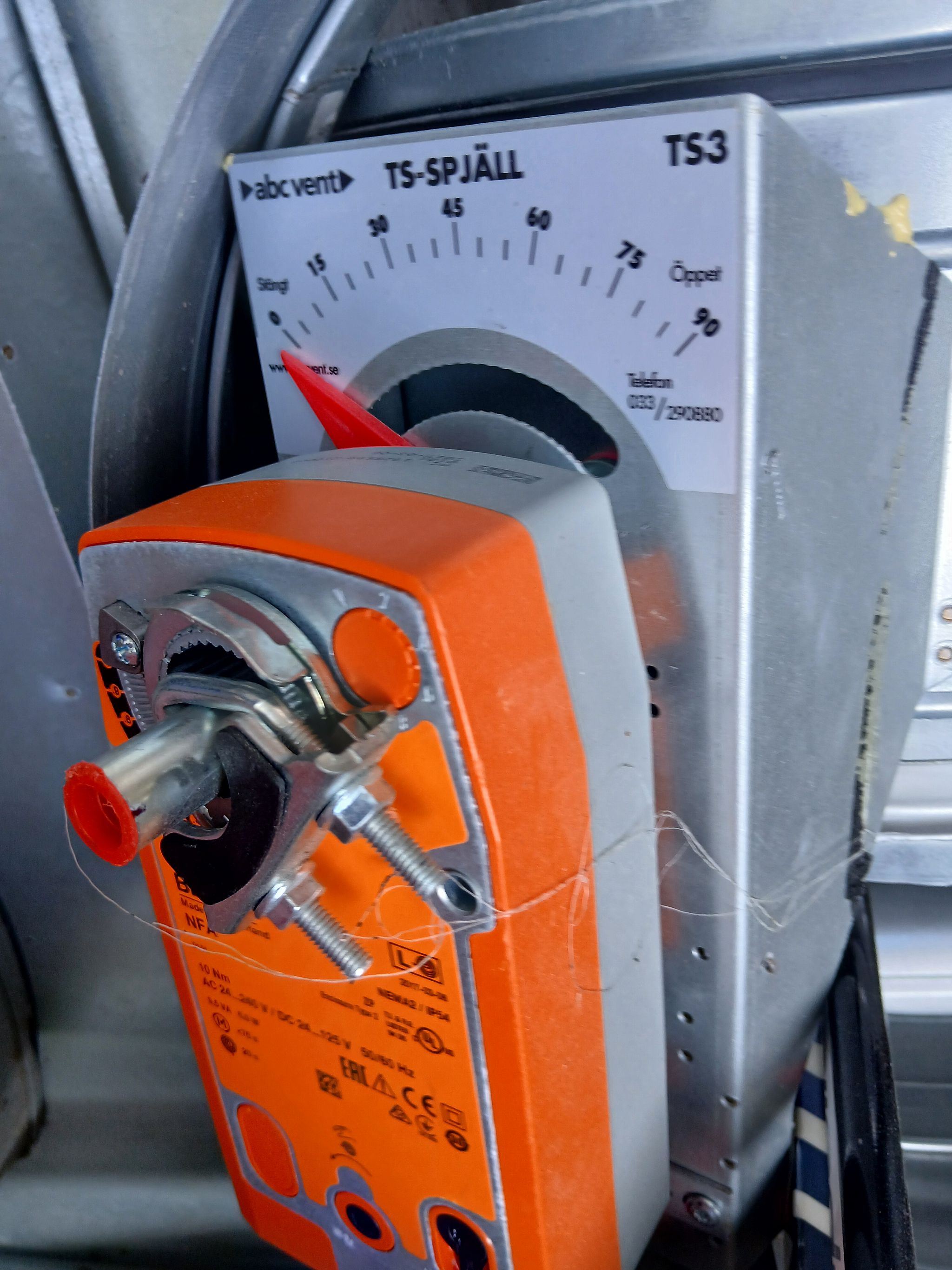 Image 3/4