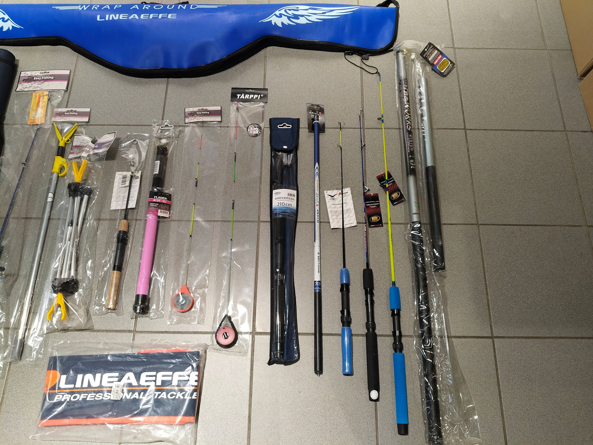 Image 3/8