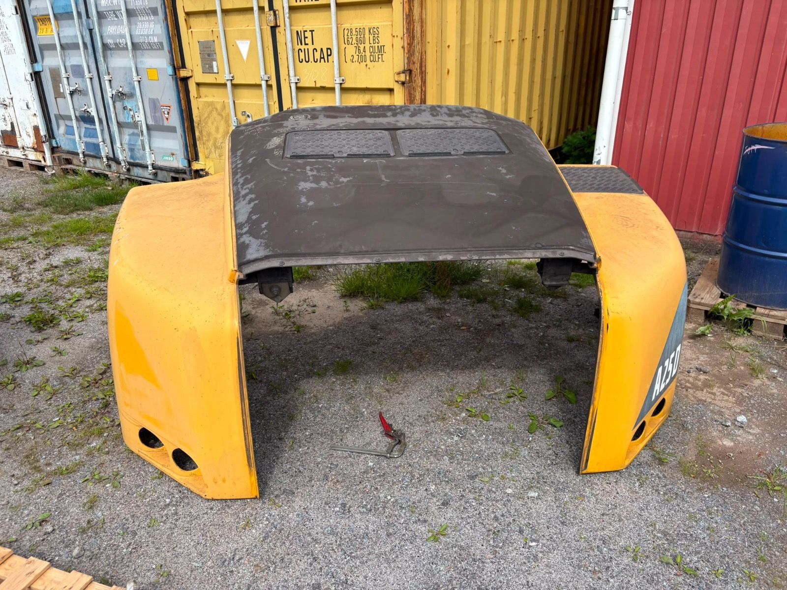 Image 3/4