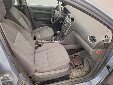 Image 8/19