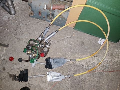 Image 5/5
