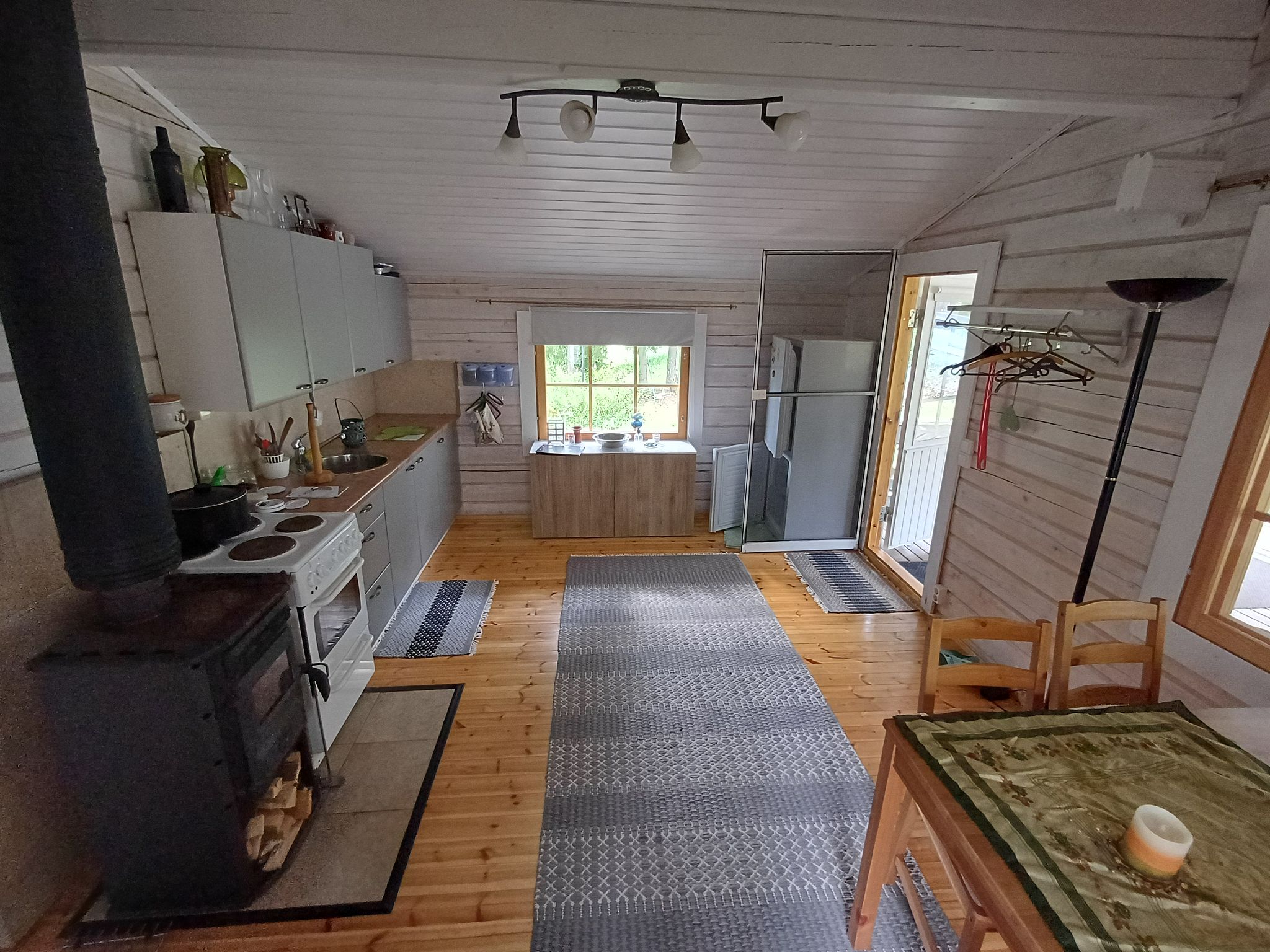 Image 10/30