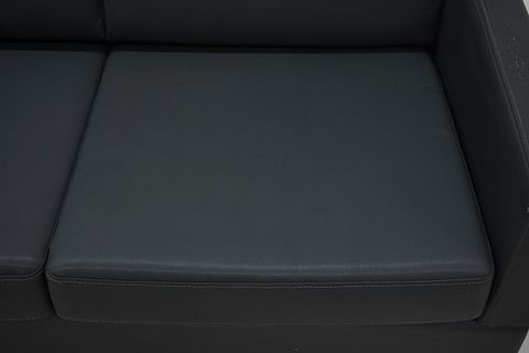 Image 4/8