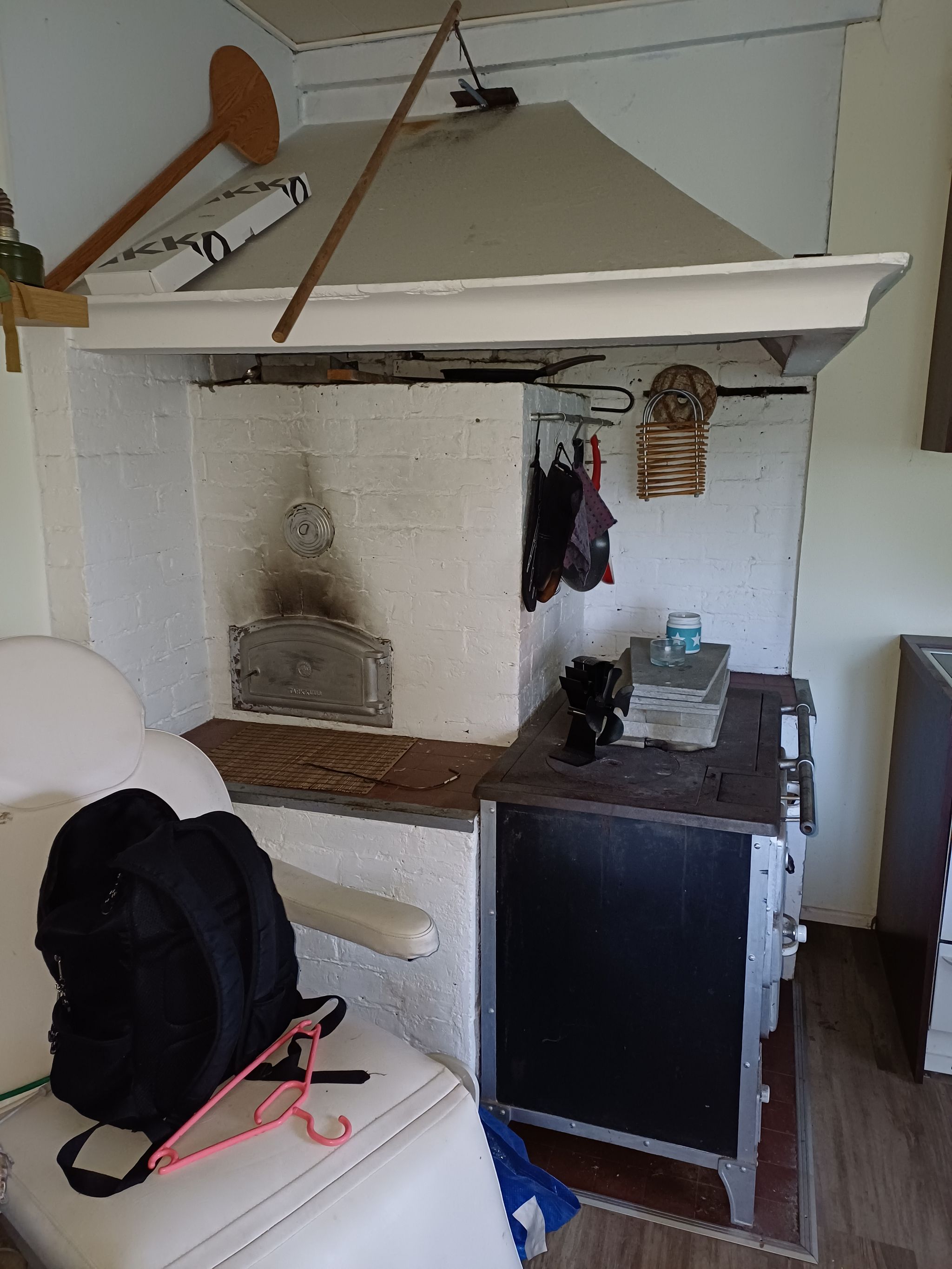 Image 11/30