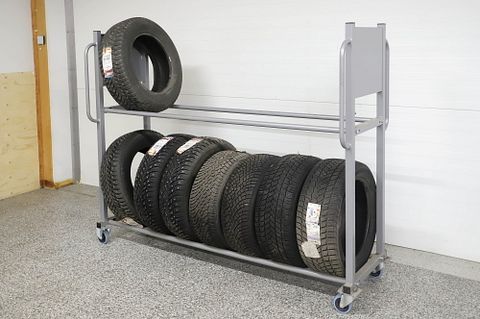 Image 1/9
