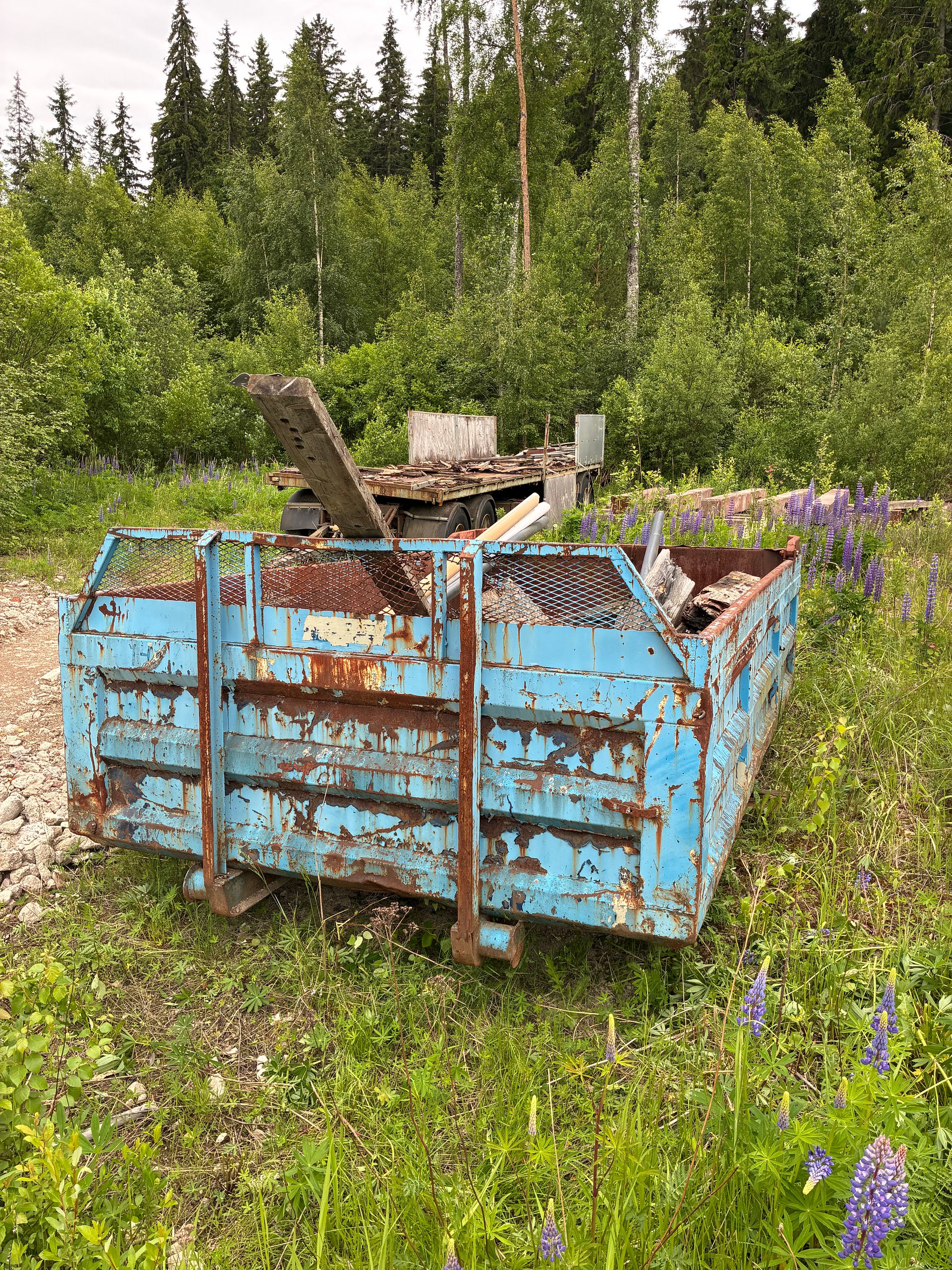 Image 2/6