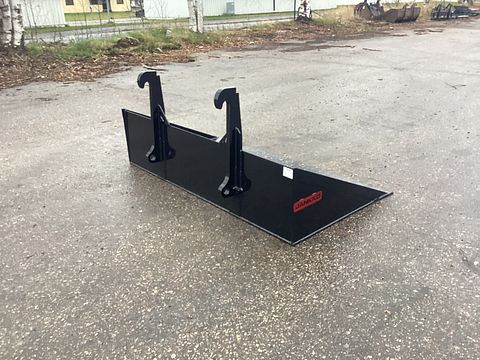 Image 3/6