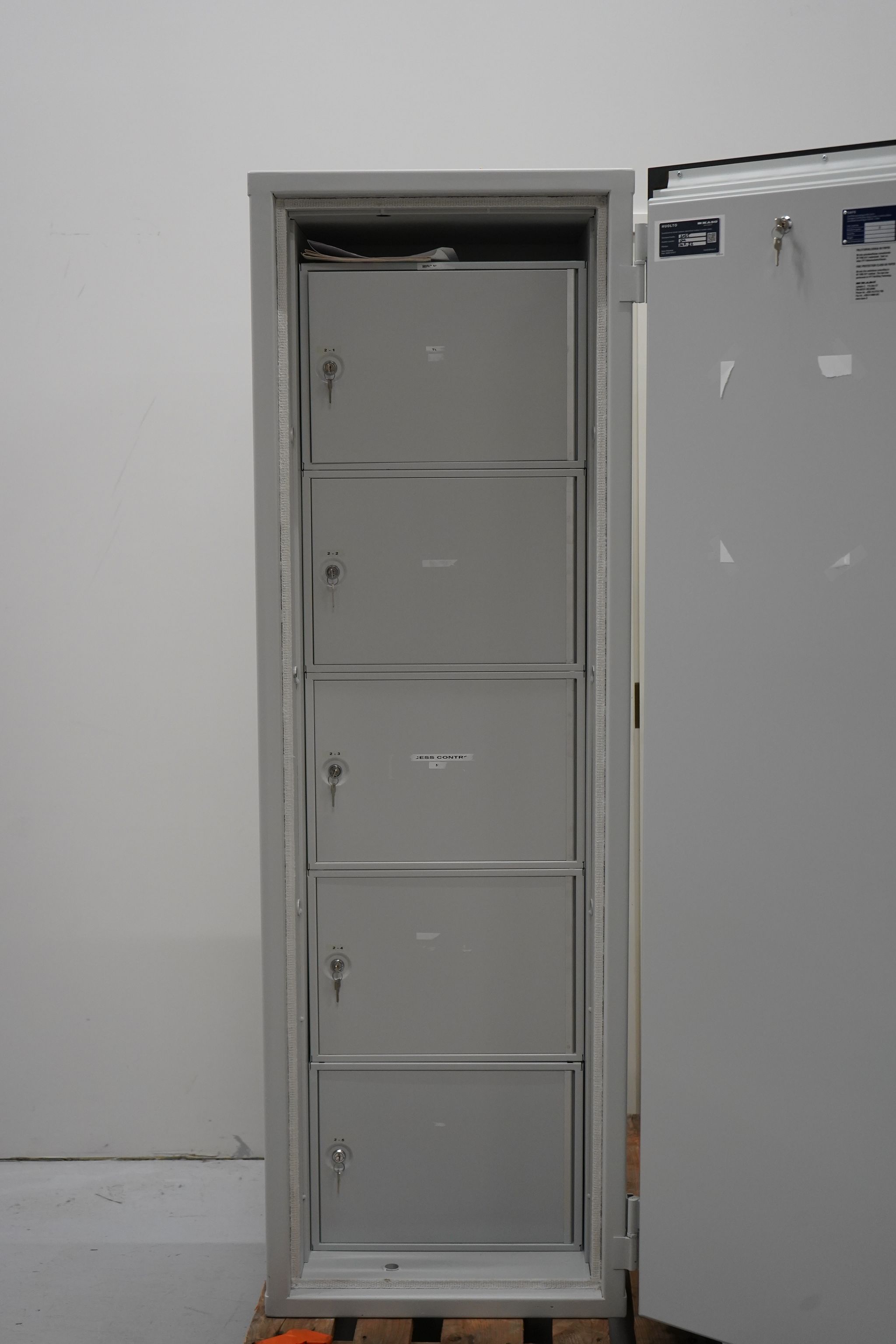 Image 15/22