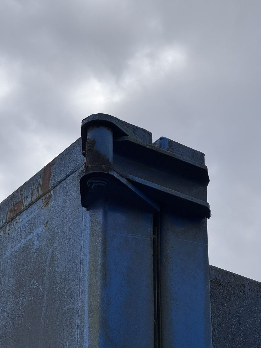 Image 12/17