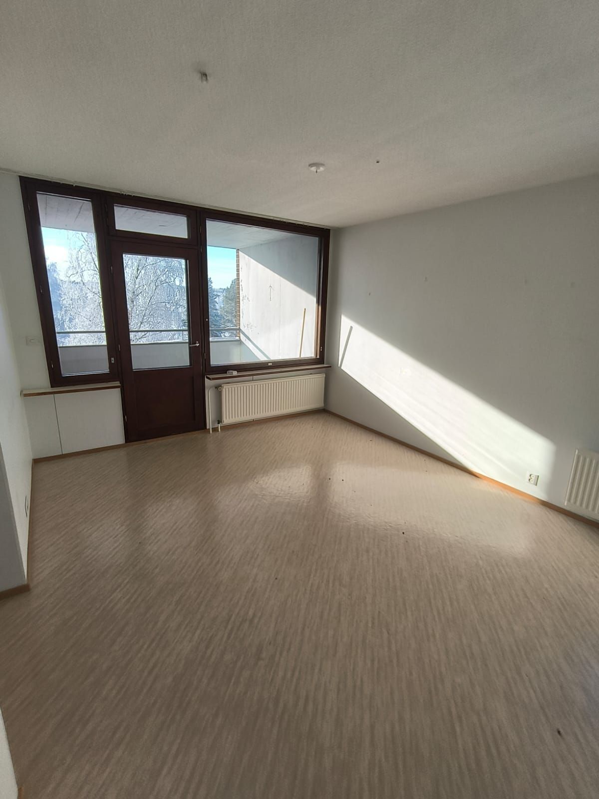 Image 7/20