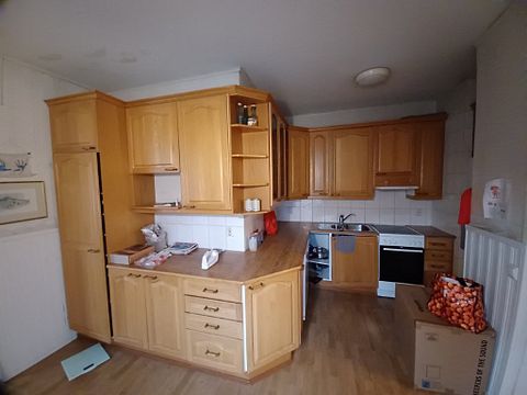 Image 50/100