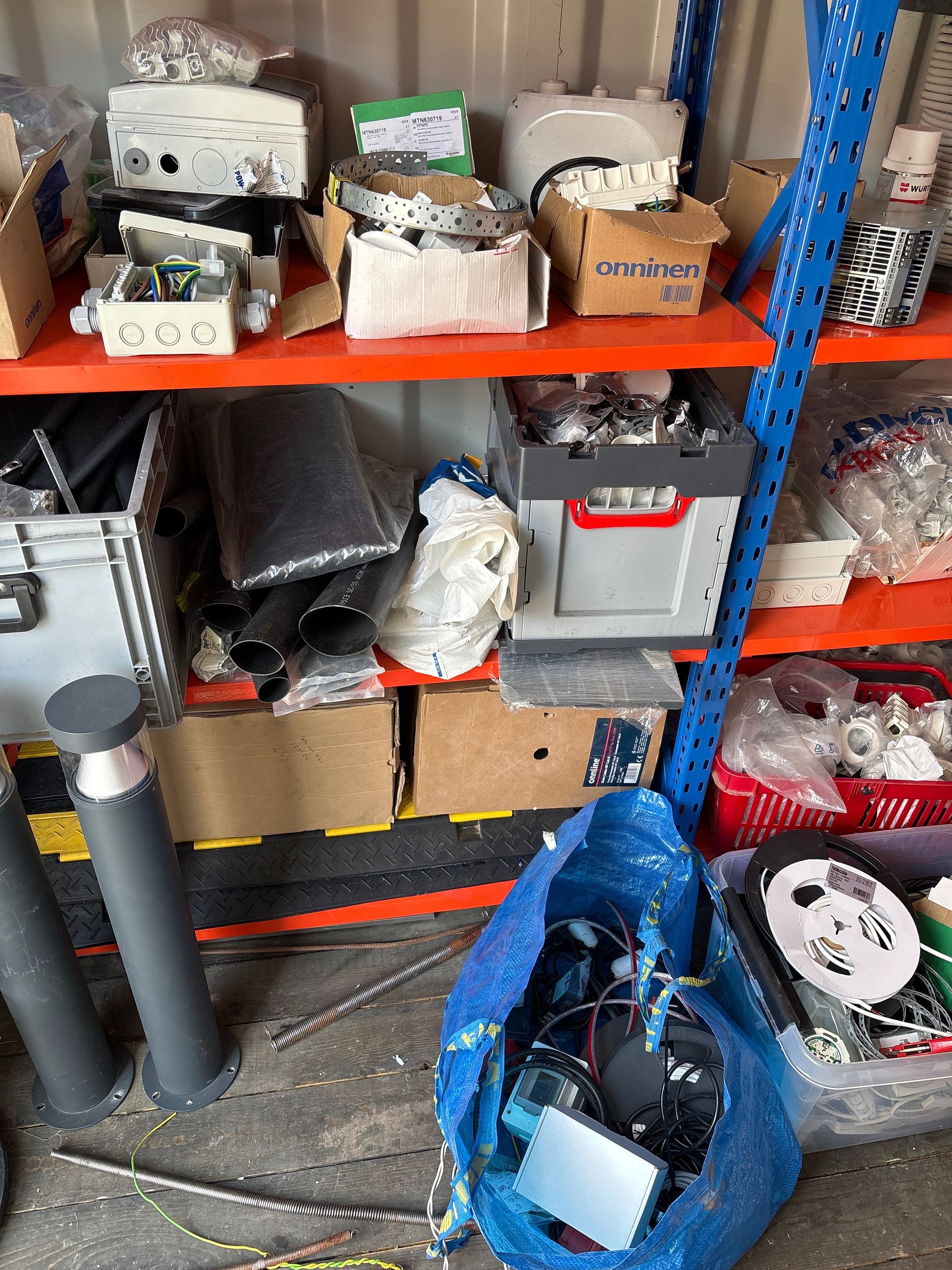 Image 3/59