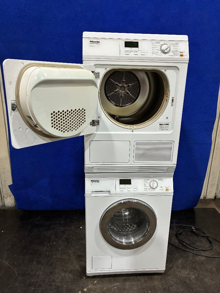 Image 3/7