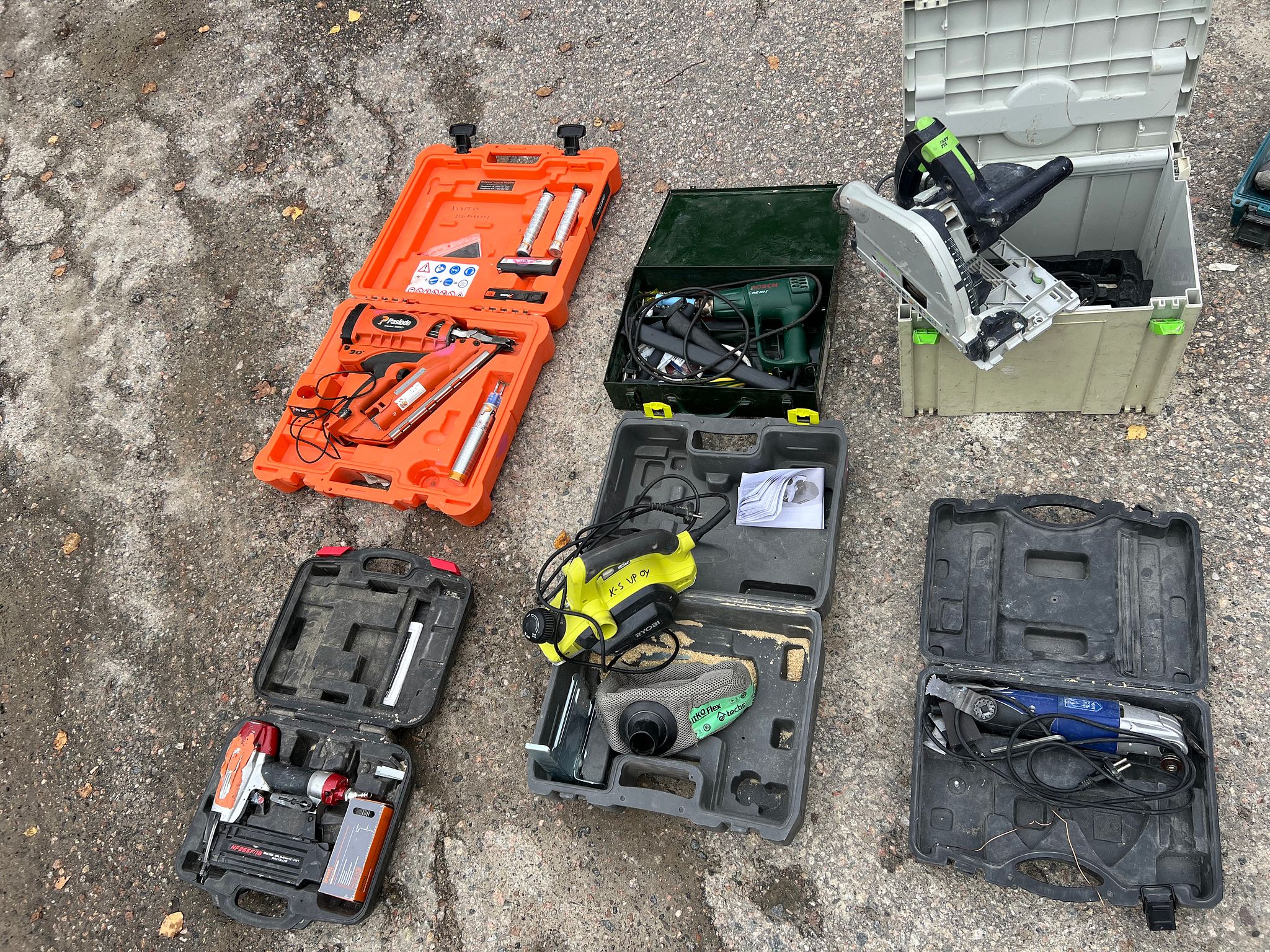 Image 1/17