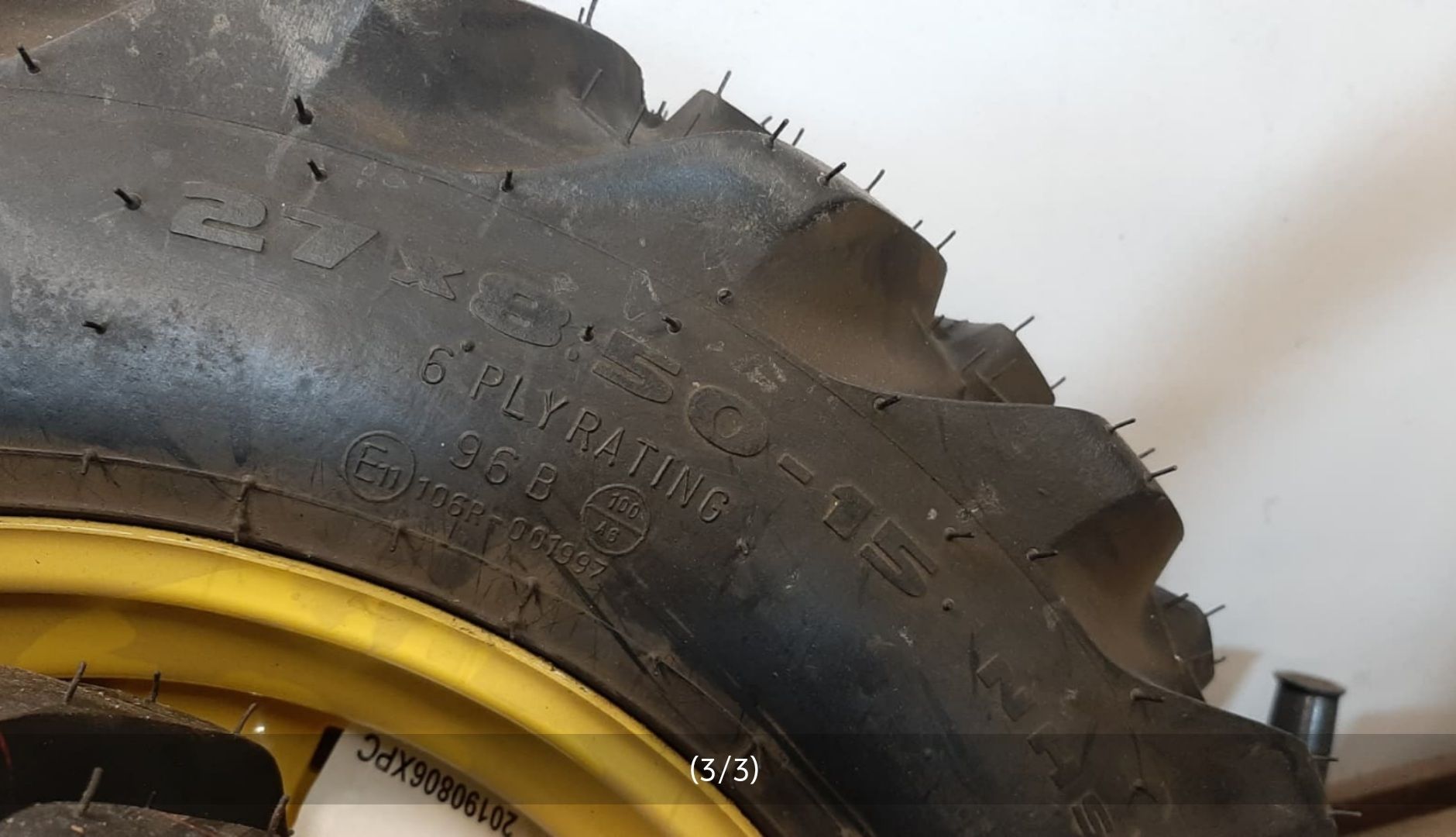 Image 3/3