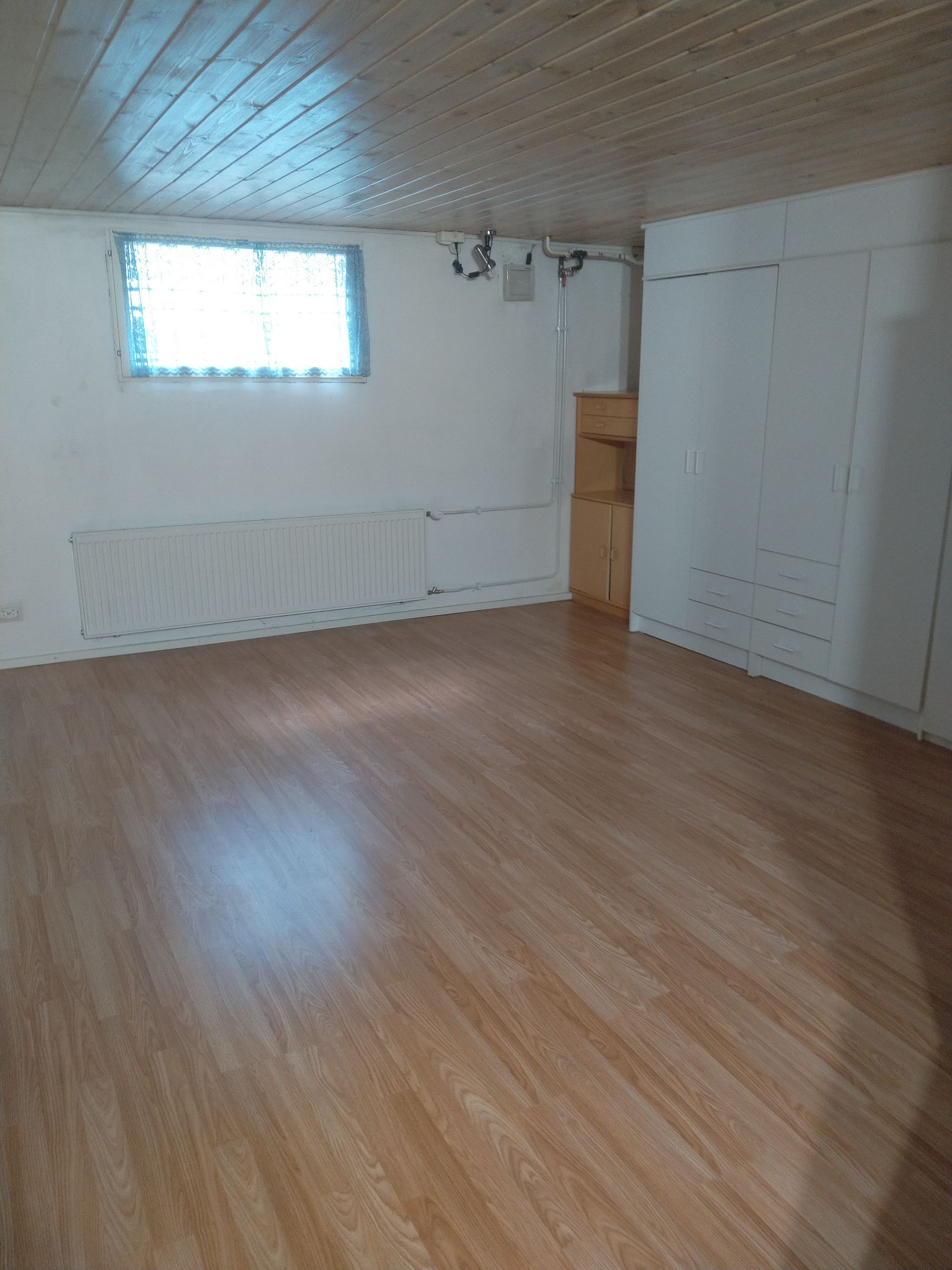 Image 12/19