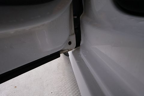 Image 19/42