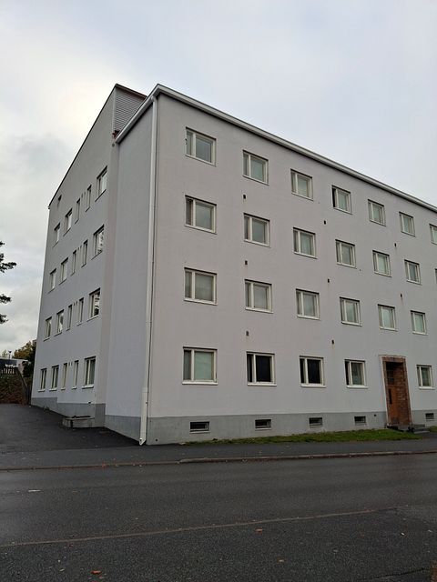Image 2/19