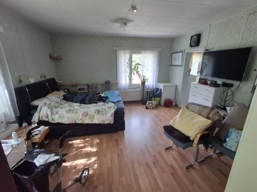 Image 14/85