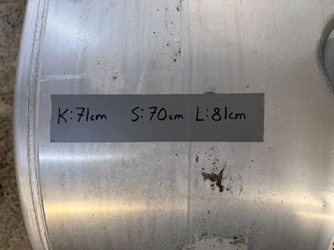 Image 5/6