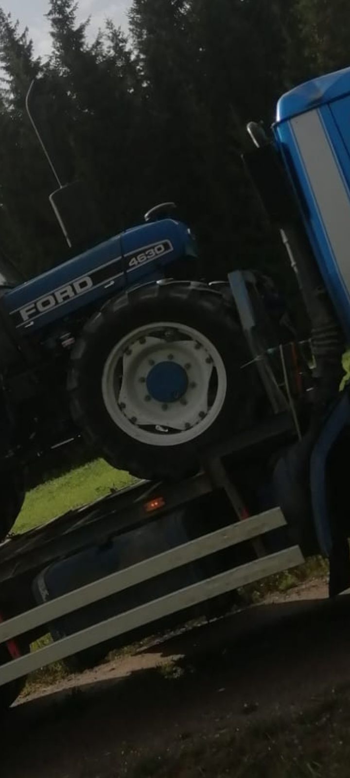 Image 2/18