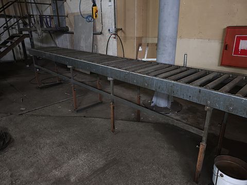 Image 8/8