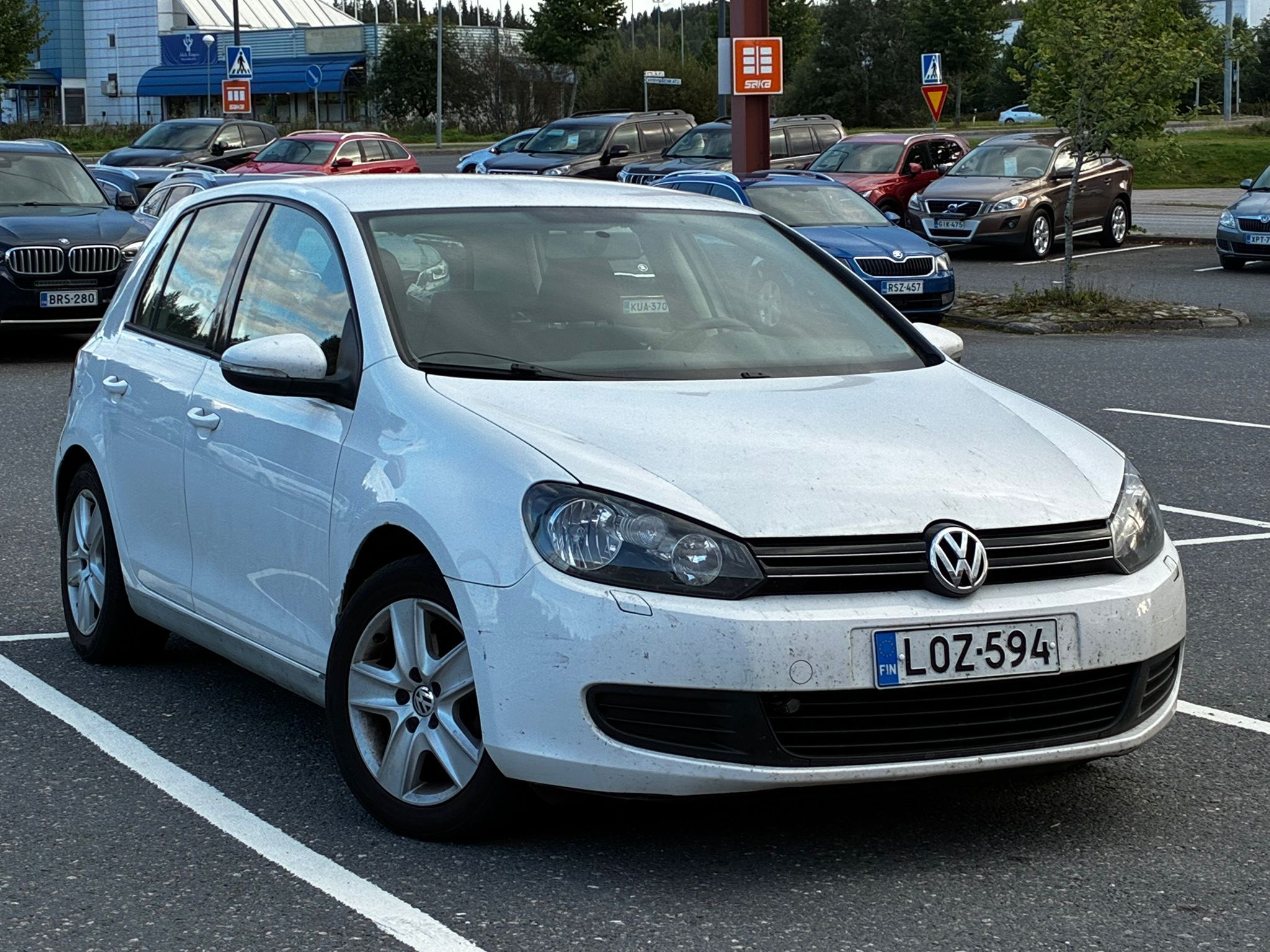 Image 3/33