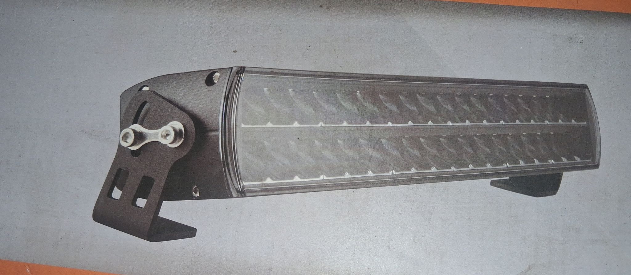 Image 2/4
