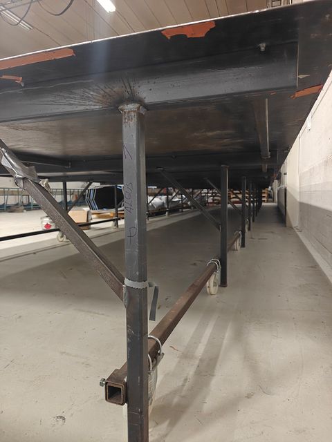 Image 4/5