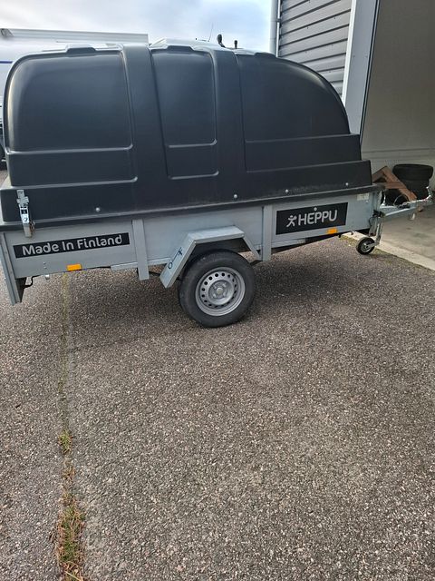 Image 2/12