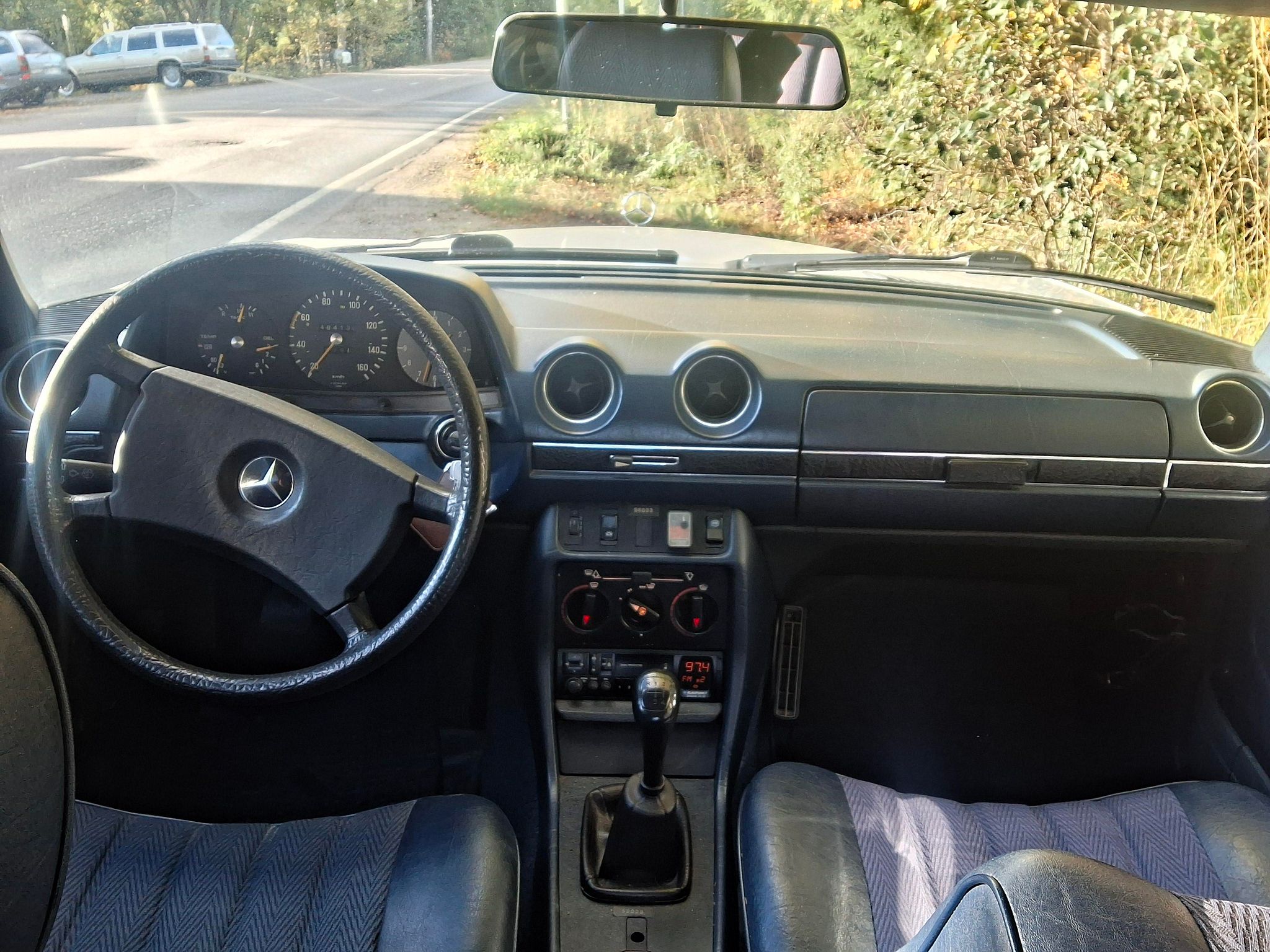Image 22/23
