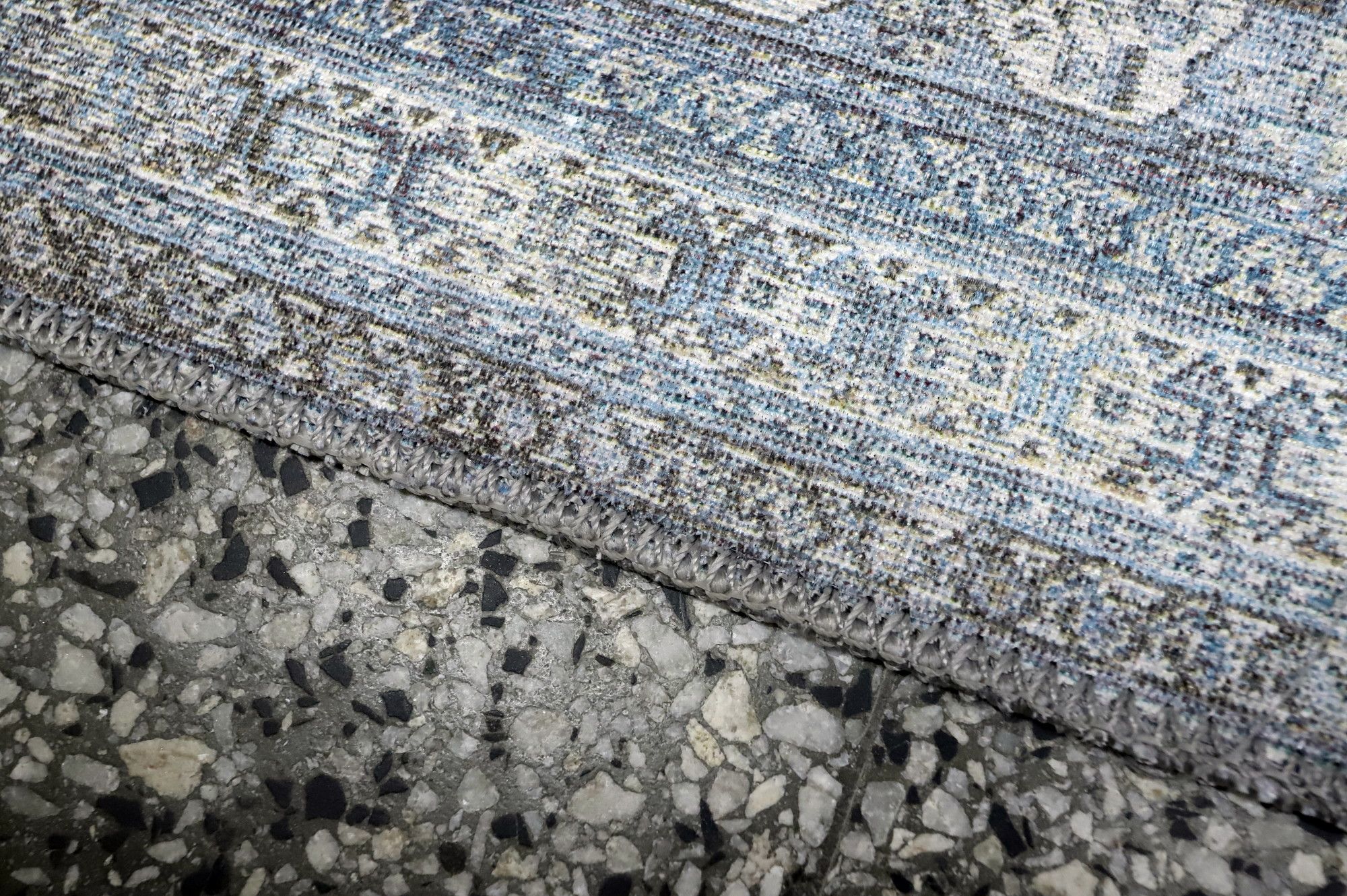 Image 19/31