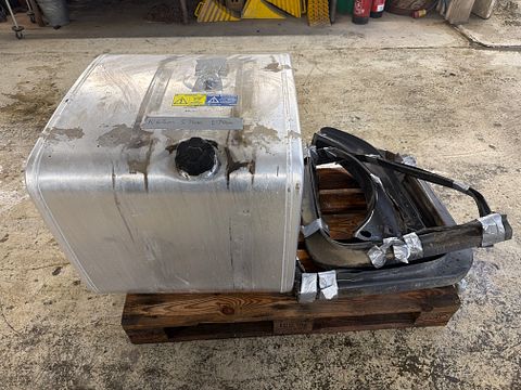 Image 1/6