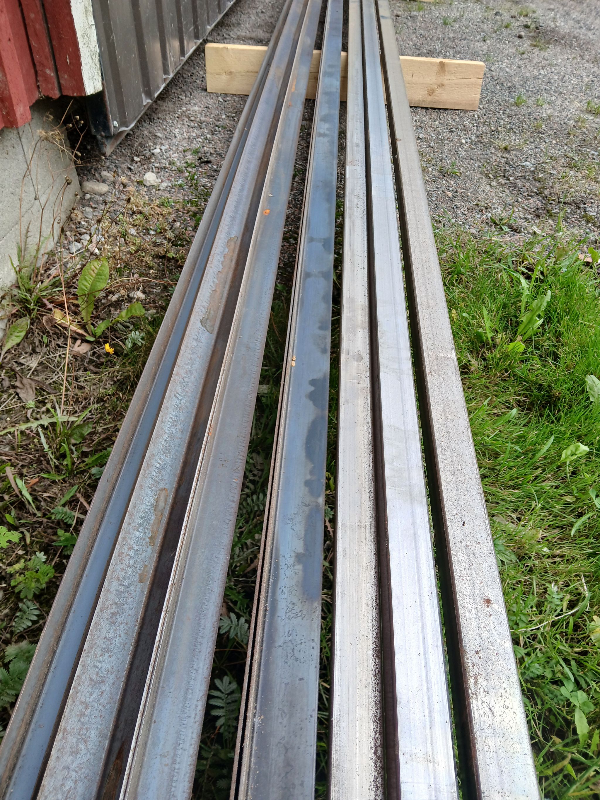 Image 5/8